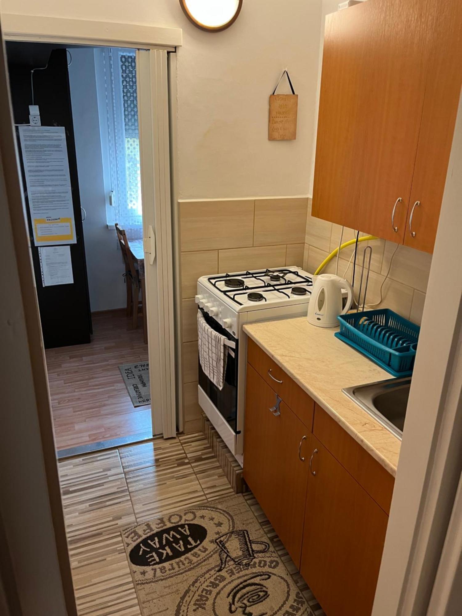 Var Apartman มิชโคลซ์ ภายนอก รูปภาพ